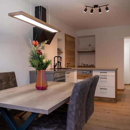 Appartement Ausblick ราดชตัดท์ ภายนอก รูปภาพ