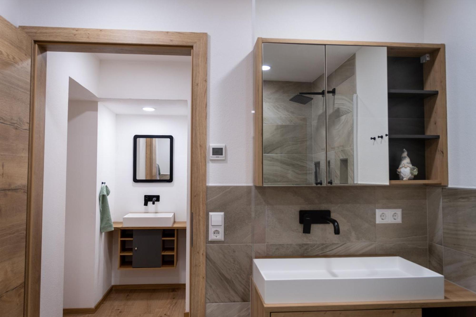 Appartement Ausblick ราดชตัดท์ ภายนอก รูปภาพ