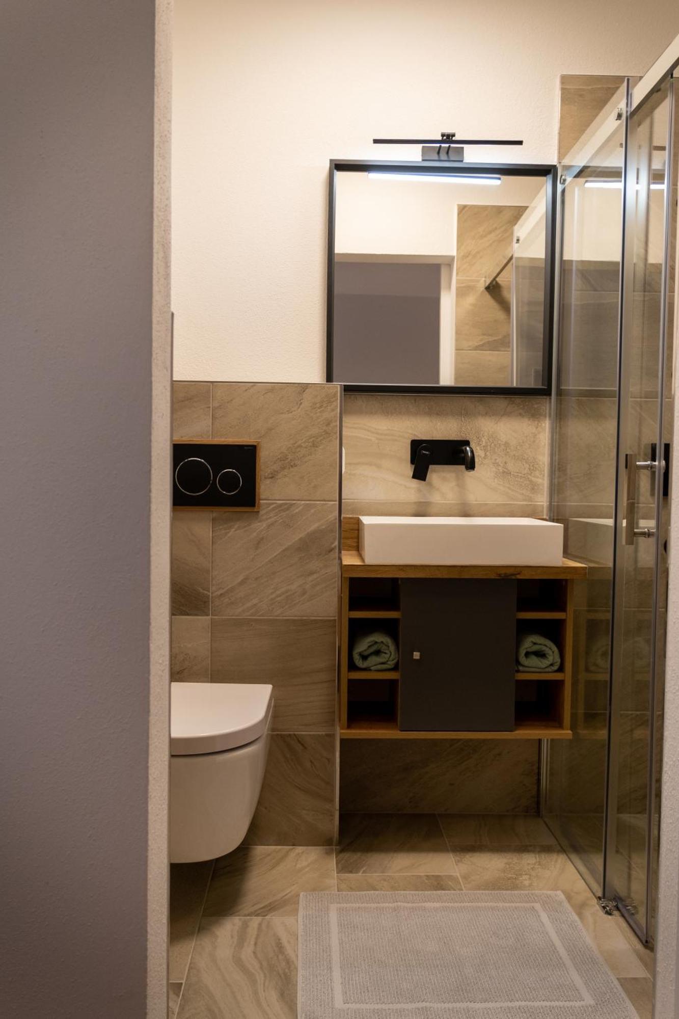 Appartement Ausblick ราดชตัดท์ ภายนอก รูปภาพ